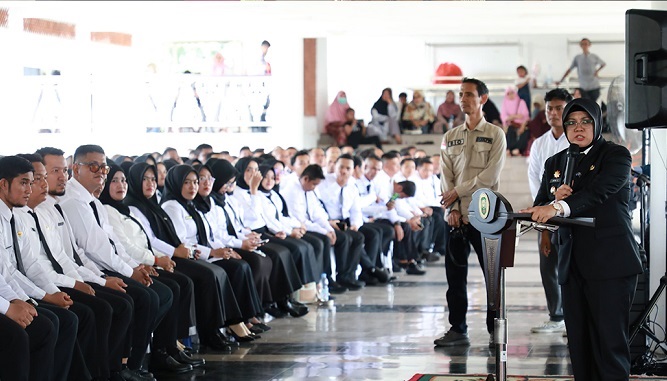 Bupati Siak Serahkan SK Penangkatan 667 CPNS dan PPPK