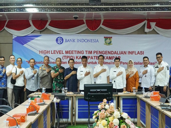 Bupati Kampar  Apresiasi BI Perwakilan Riau, DJPb Riau,  BPS dan Bulog