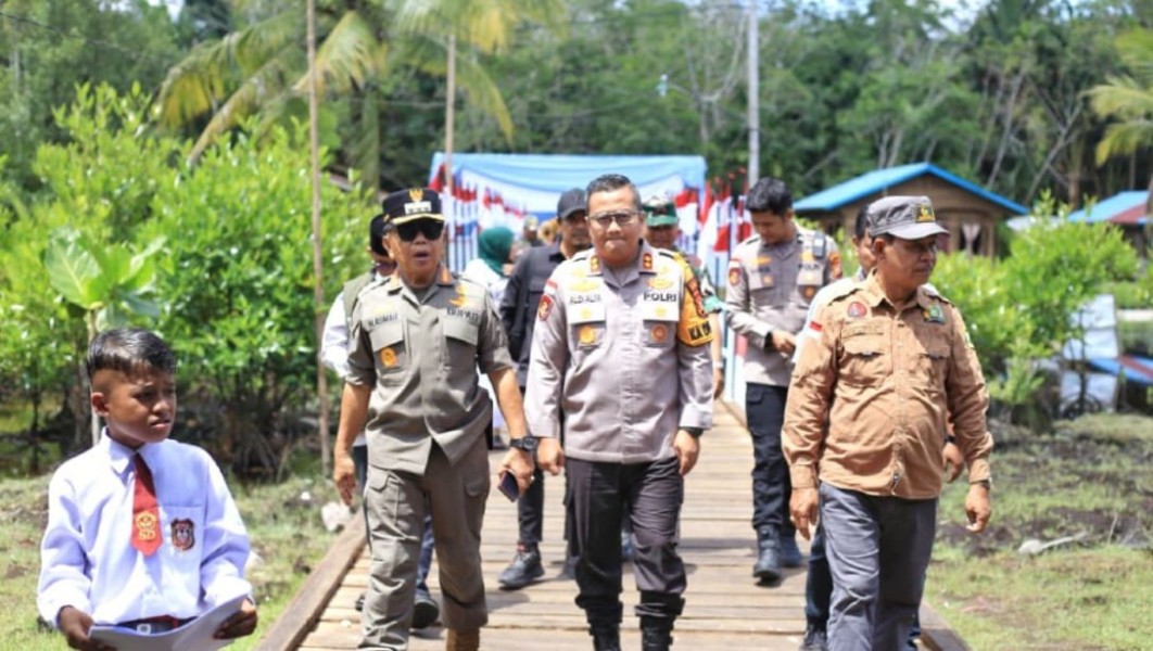 Jembatan Merah Putih Presisi di SDN 018 Semulut Diresmikan, Akses Pendidikan Makin Lancar