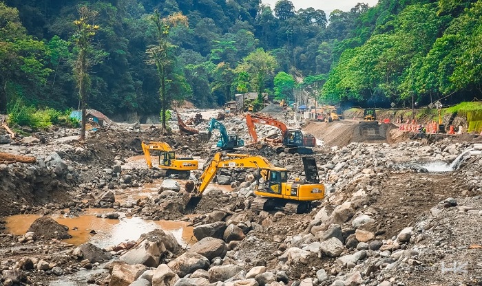 Hutama Karya Group Bantu Buka Akses Jalan Padang- Bukit Tinggi via Lembah Anai