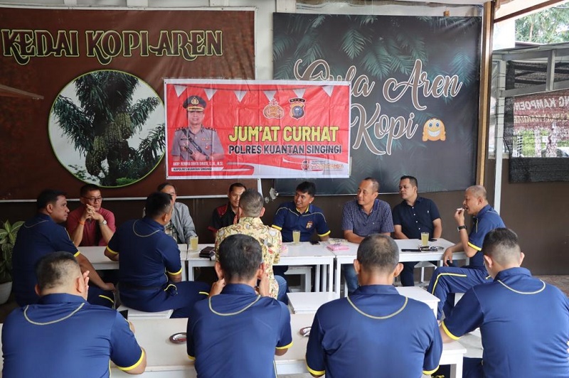 Melalui Jum'at Curhat, Kapolres Kuansing Ngopi Bareng Bersama Pengurus Vihara Sriwijaya Kuansing