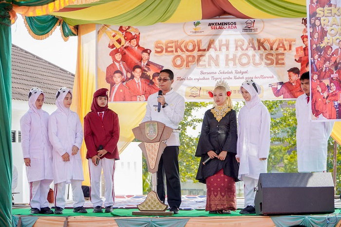 Jhony Carles Open House Sekolah Rakyat  Terintegrasi 11 di Rohil