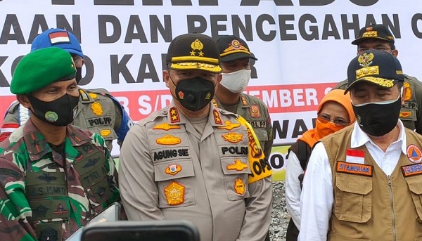 Kapolda Riau Tinjau Check Point dan Jalan Amblas di Kampar
