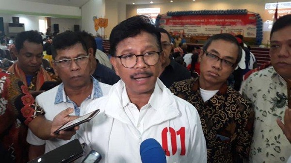 Sempat Remang-remang, Johnny G Plate Akhirnya Tiba di Istana Presiden, Menurut Kamu Saya Layak Jadi Menteri?