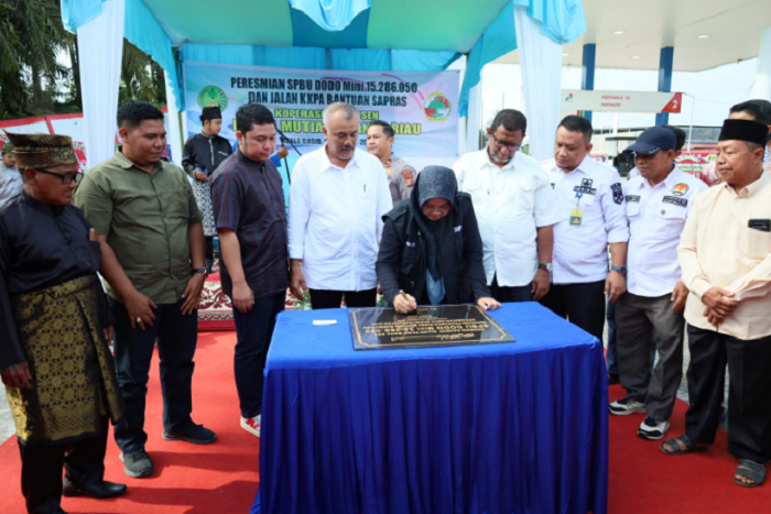 Bupati Siak Resmikan SPBU Mini di Gasib