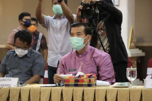 Hindari Covid-19, Walikota Himbau Warga Berbelanja di Pasar Resmi