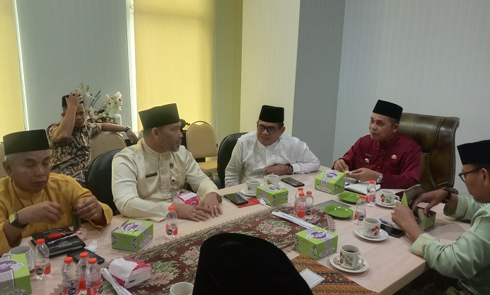 Bupati Herman Segera Lanjutkan Pembangunan Islamic Center