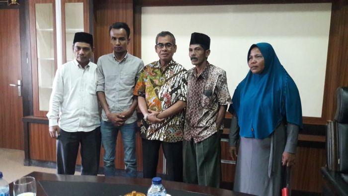 Syukurlah, Bupati Mursini Cabut Laporan Penghinaan di Medsos, Wandy pun Menangis Meminta Maaf