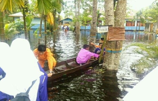Dilanda Banjir, Bupati Inhil Minta BPBD Dirikan Posko Penanggulangan di Tiga Desa di Batang Tuaka