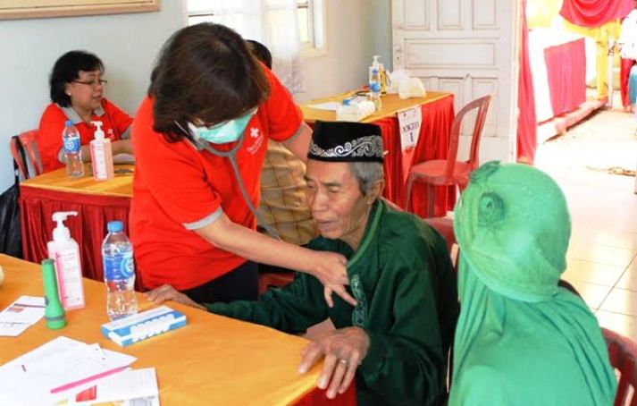 Eka Hospital Gelar Baksos dan Pengobatan Gratis di Pekanbaru