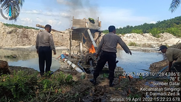 Polres Kuansing Operasi Penertiban PETI di Sungai Keranji Singingi