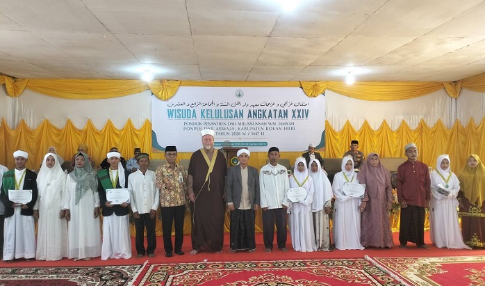 Wisuda Ponpes Dar Aswaja, Sekda Efrizal: Benteng Ahlussunnah Wal Jamaah