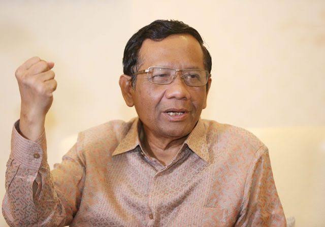 Minta Tarawih di Rumah, Mahfud MD: Cegah Corona Lebih Penting daripada Berlomba Raih Pahala Sunah