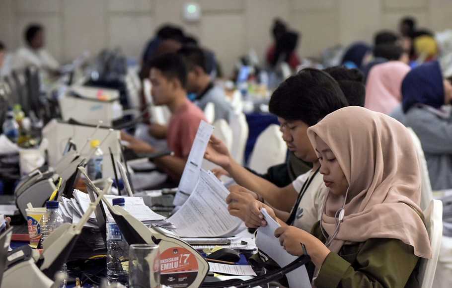 Situng KPU: Data Masuk 40 Persen, Jokowi Unggul 7,8 Juta Suara dari Prabowo Sandi