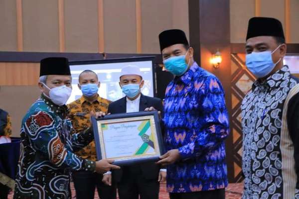 Walikota Paparkan Peran Imam Masjid Paripurna Pembicara di Kuliah Umum Sekolah Tinggi Imam