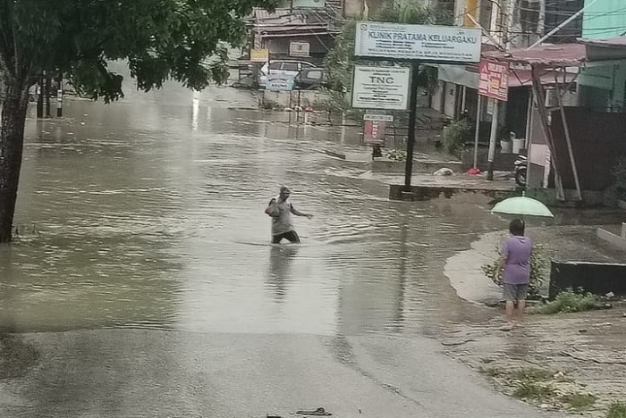 Proses Overlay Jalan Delima Pekanbaru Sempat Terkendala Cuaca