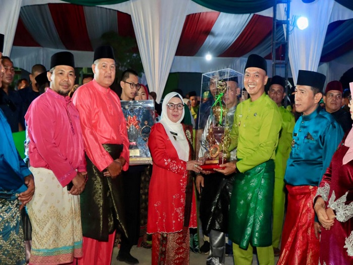 Kecamatan Kampar Juara Umum MTQ Kabupaten Kampar ke-54