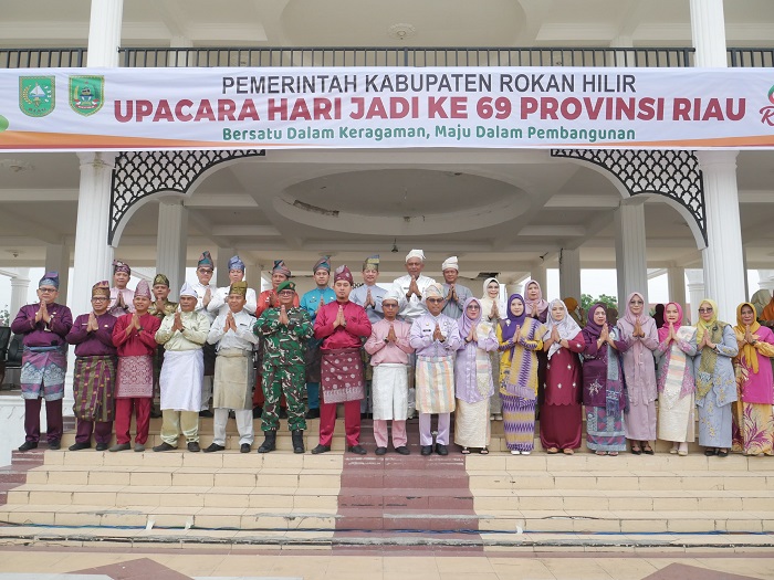 Bersatu Dalam keberagaman, Sekda Erfizal Pimpin Upacara Peringatan Hari Jadi Riau Ke-69
