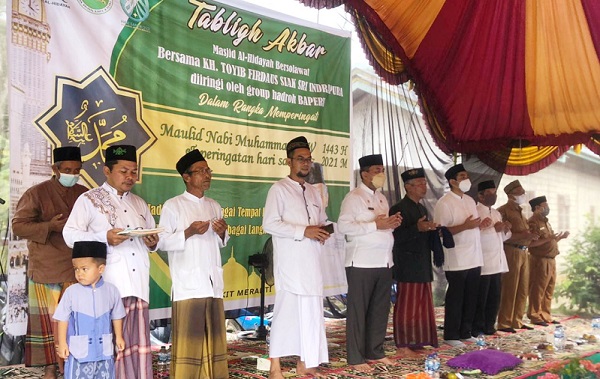 Wabup Inhu Junaidi Rachmat Hadiri Tabligh Akbar Peringatan Maulid Nabi di Bukit Meranti