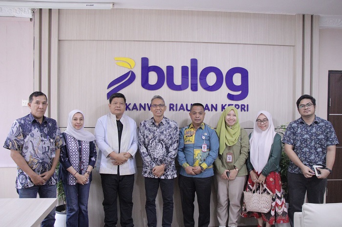 Kepala DKP dan Perindag Pekanbaru Silaturahmi dengan Pimwil Bulog Riau Kepri  Dani Satrio