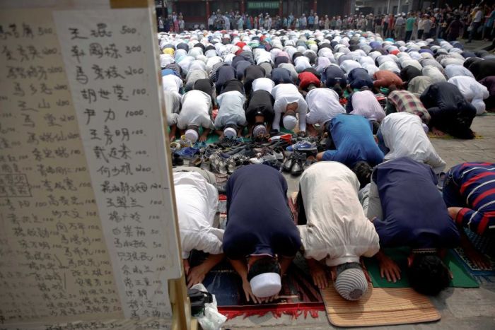 Kejam! Cina Tindak Keras Muslim yang Berpuasa Ramadhan, Dilarang Ucapkan 'Assalamualaikum' dan Dikuliahi Nilai-nilai Sosialis