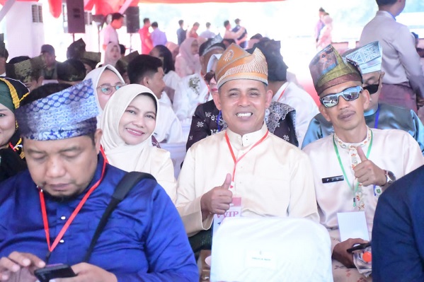 Staf Ahli Bengkalis Johansyah Safari Hadiri Pembukaan Festival Pacu Jalur Tradisional Kuansing