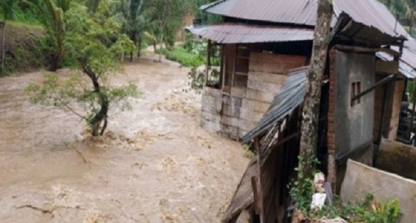14 Kecamatan di Madina Terendam Banjir, Bupati Tetapkan Status Darurat Bencana
