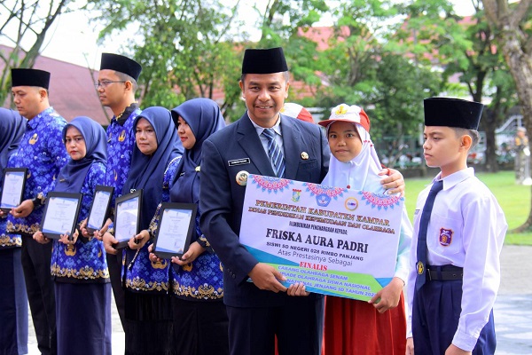 Bupati Kampar Gaungkan Semangat Pendidikan Bermutu