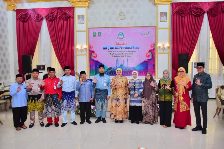 Pemkab Bengkalis Lepas Isteri Menteri Agama RI Sebagai Dewan Pengawas MTQ ke-43 Riau