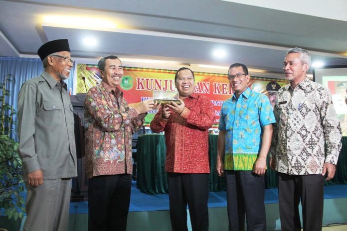 Syamsuar Mengaku Lupa Selatpanjang Karena Pembangunan Begitu Pesat
