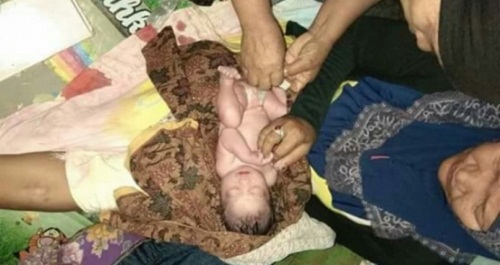 Bayi  Masih  Berari-ari  Diletak di Pintu Rumah Pak RT, Ada Surat, Begini Curahan Hati Ibunya