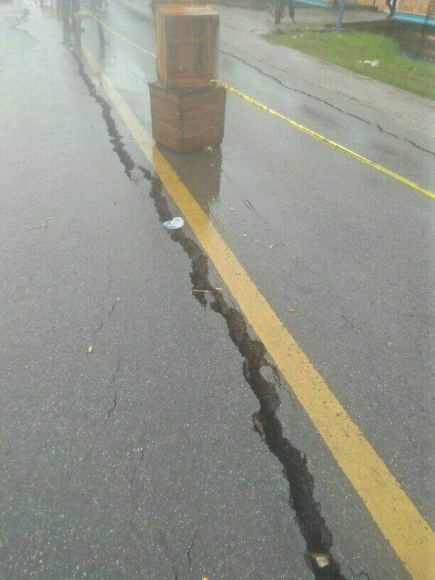 Akibat longsor Jalan Utama Menuju Kota Tembilahan kini Terancam Putus