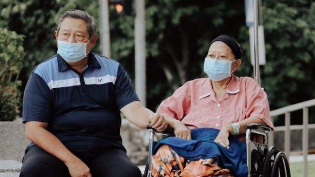 Panjatkan Doa Buat Ani Yudhoyono, Hinca: Kau Teramat Tangguh, Ibu, Tak Bosan, Saya Memintanya, Kiranya Mujizat Itu Nyata