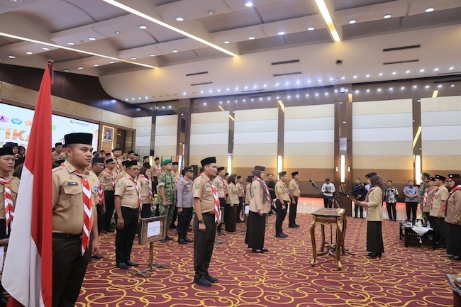 Ketua Kwarcab Pramuka Pekanbaru Lantik Pengurus Saka, Sako dan Kwarran Masa Bakti 2025-2030