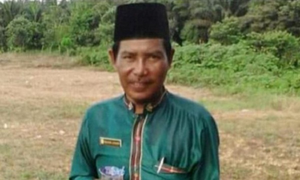Ditanya Wartawan Soal Jalan Retak dan Pecah, Penghulu: Nanti Bio Preman Tinjau di Sano...