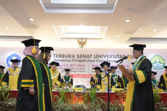 HEBAT! Universitas Riau Tambah Dua Guru Besar, Keduanya Wanita...