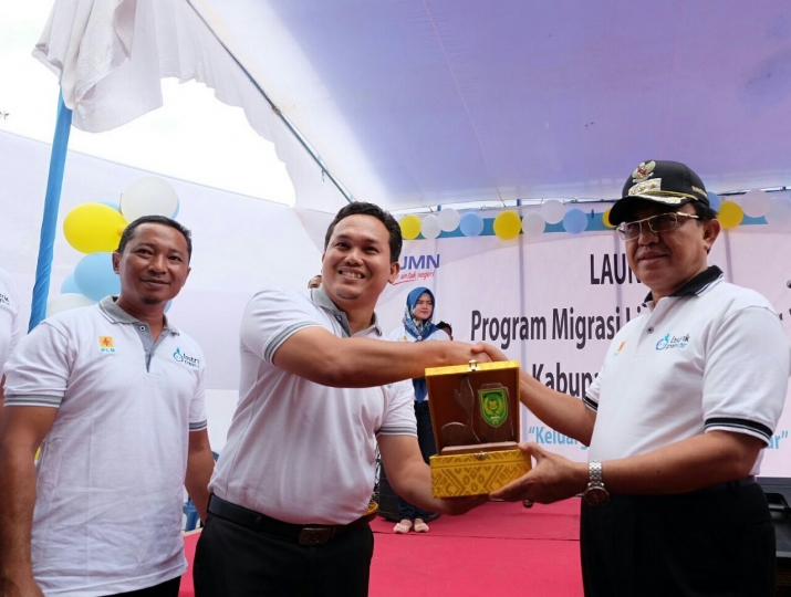 Bupati HM Wardan Bilang Sebut Akses Listrik di Inhil Tuntas di 2019