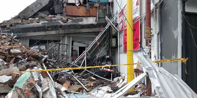 Warga Dekat Gedung Ambruk di Palmerah Tempati Mess Pemprov Riau, Tapi Nyewa