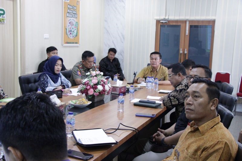OKKPD Pekanbaru  Sosialisasi Perbapanas Tentang Pengawasan Pangan Segar  pada Pengelola Swalayan dan Pasar Buah