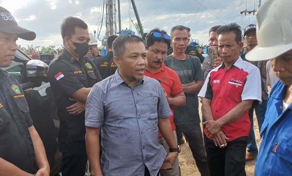 Warga Demo Pengebor Minyak PT BSP, Keluhkan Rekrutmen Tenaga Kerja