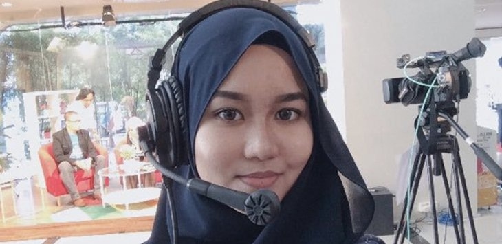 Reporter Cantik Ini Bilang Malaysia Menang Dia Akan  Bugil, Nah, Sekarang...