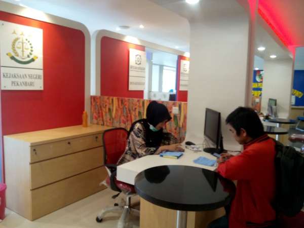 Kejari Pekanbaru Buka Gerai E-Tilang di MPP Pekanbaru