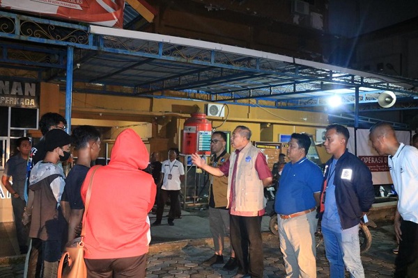 Lima Orang Diamankan Buang Sampah Sembarangan di Tiga Lokasi, Sanksinya Begini....