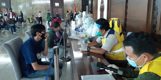 Pengusaha Penerbangan: Wajib Tes PCR Bikin Minat Wisatawan Terbang Pakai  Pesawat  ke Bali Berkurang