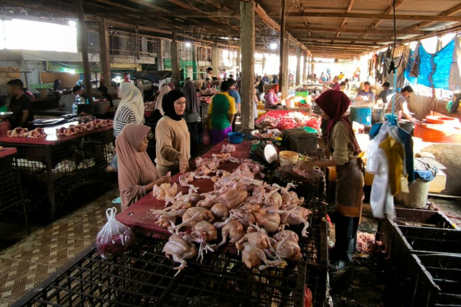 Jelang Pilkada, Pemprov Riau Gelar Rakor, Bahas Strategi Pengendalian Inflasi 2024