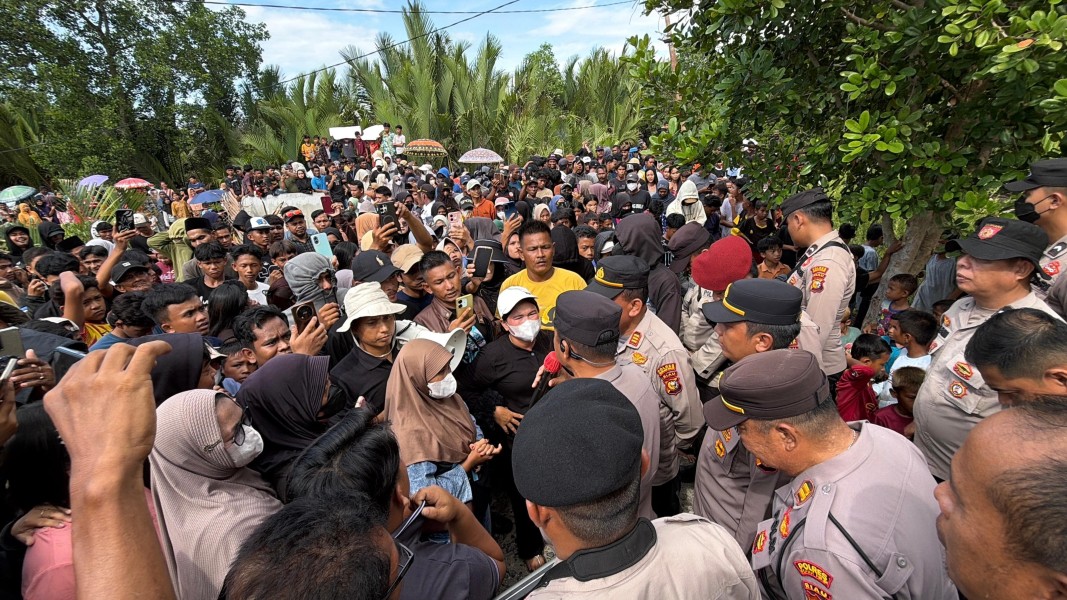 Demo Narkoba di Rohil Berujung Ricuh