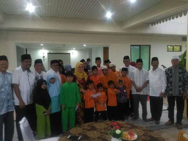 DPRD Riau Buka Puasa Bersama Anak Panti Asuhan
