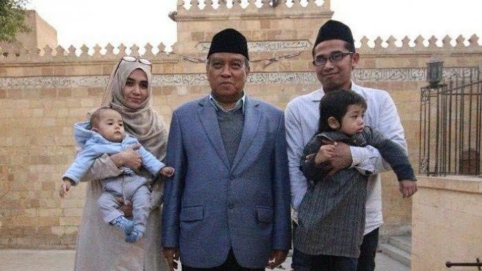 INNALILLAHI...Mahasiswa Indonesia di Kairo Tewas Terjatuh dari Balkon Apartemen