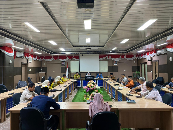 Wabup Misharti Pimpin Rapat Exit Meeting LKPD Kampar  2025