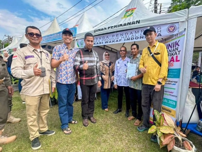 Bupati dan Wakil Bupati Kampar Tinjau Stand Pesta Rakyat Kampar Dihati